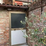 Tre Archi Con Corte Privata *