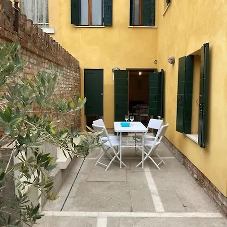 Tre Archi Con Corte Privata *