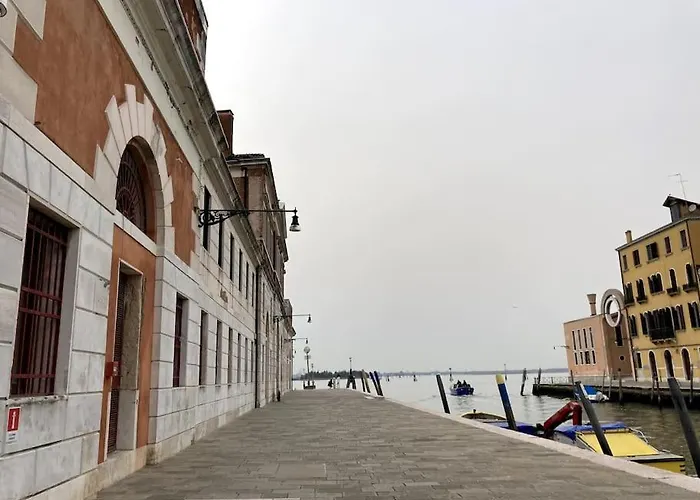 Tre Archi Con Corte Privata *