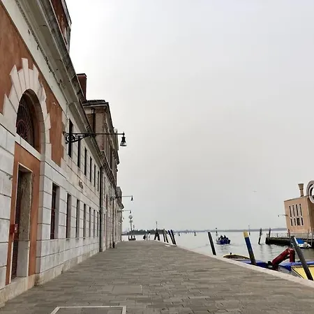 Tre Archi Con Corte Privata *